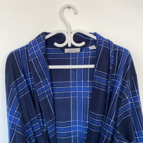 Perry Ellis Men’s Robe - Picture 2 of 6